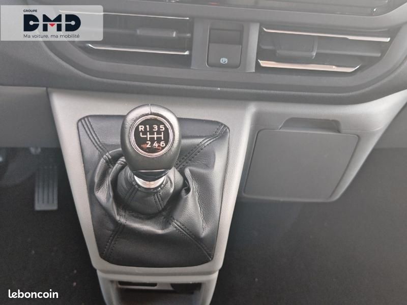 Ford Tourneo Custom 320 L2H1 2.0 EcoBlue 150ch Titanium (image 8)