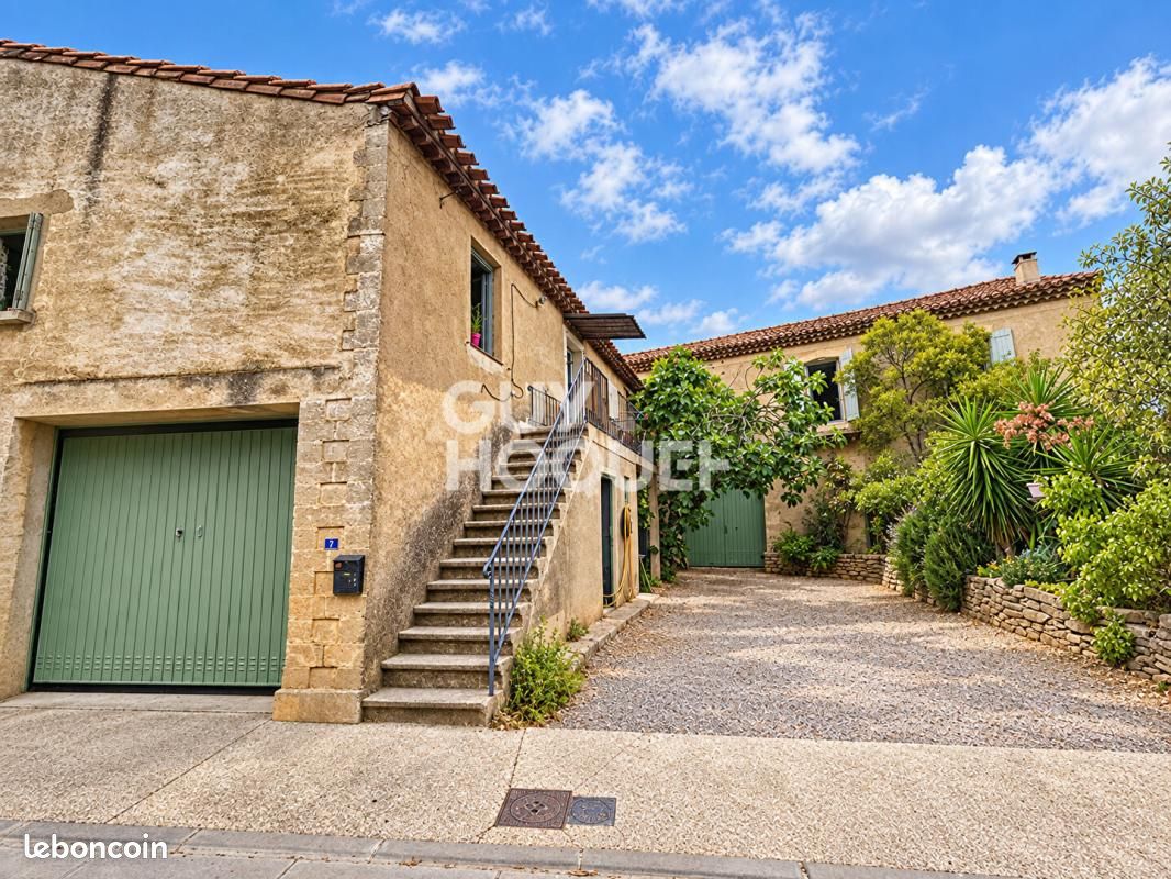 Maison 8 pièces 230 m² · à Pépieux · 230 m² · 260 000 €