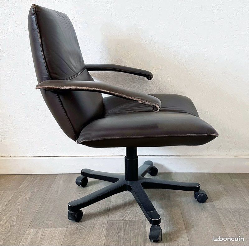 Fauteuil de Jean Louis Berthet (image 3)