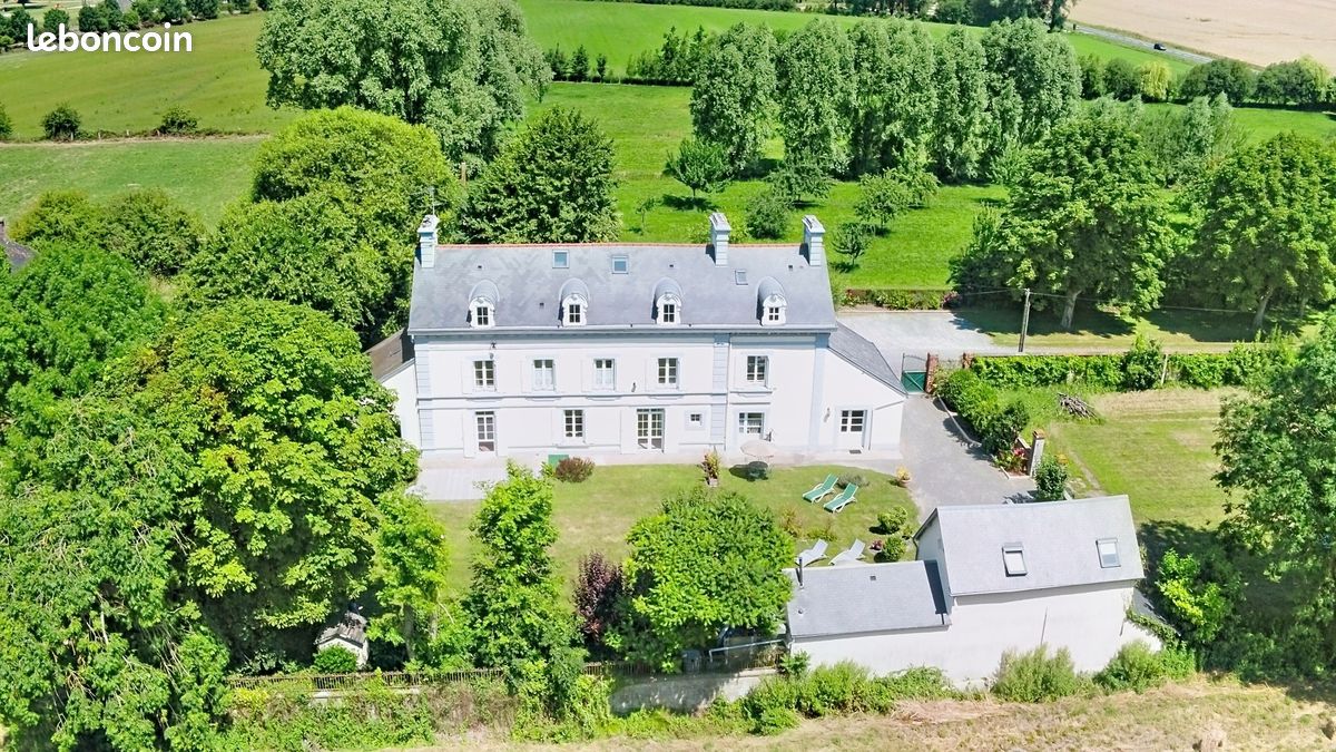Maison 14 pièces 315 m² · à Pontorson · 315 m² · 598 800 €