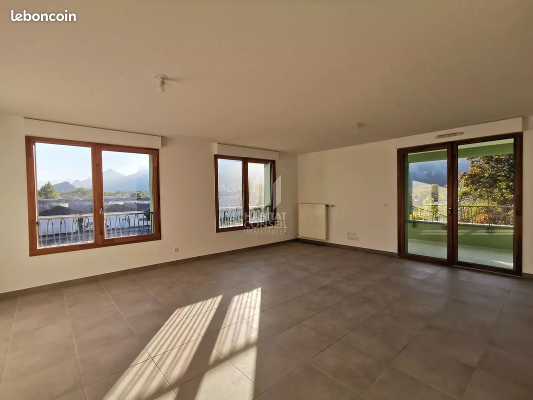 Appartement 4 pièces 93 m² · à Le Pont-de-Claix · 93 m² · 239 000 €