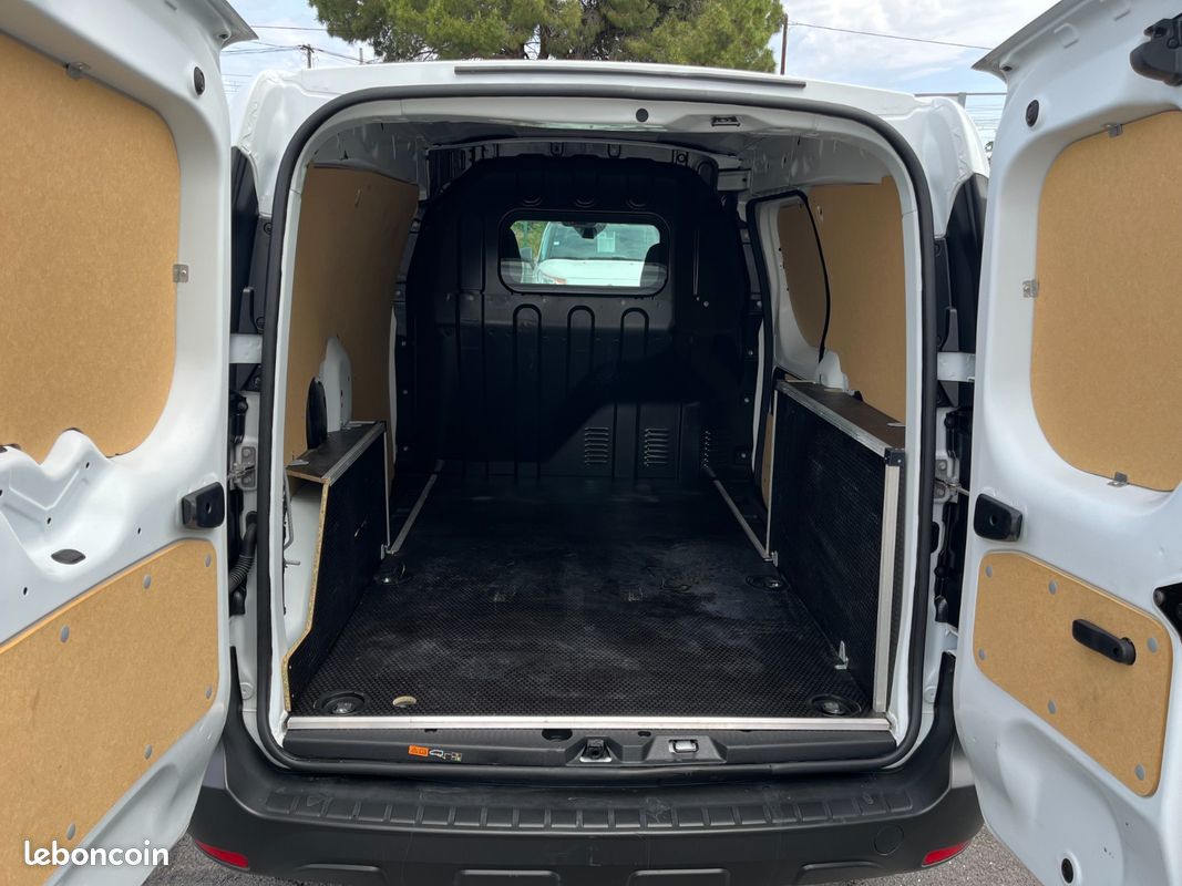 Renault EXPRESS 1.5 DCI S&S 95CV CONFORT PRIX TTC TVA RECUPERABLE (image 6)