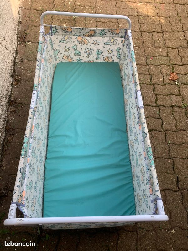Lit bébé (image 2)