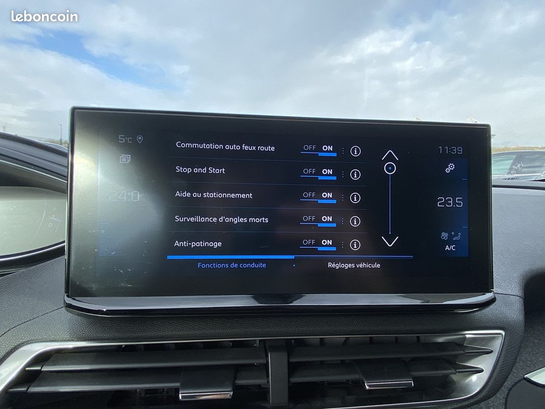 Peugeot 3008 1.5 BLUEHDI 130CH S&S ALLURE PACK EAT8 (image 22)
