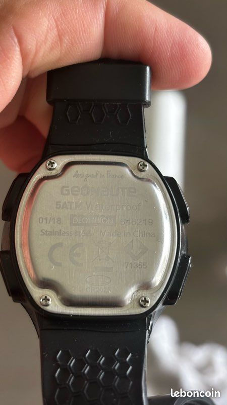 Montre étanche Montre De Decathlon Montre Sport Décathlon Geonaute