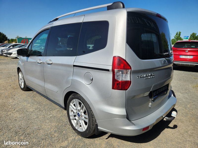 Ford TOURNEO COURIER 1.5 TD 75CH TITANIUM GARANTIE 12 MOIS (image 7)
