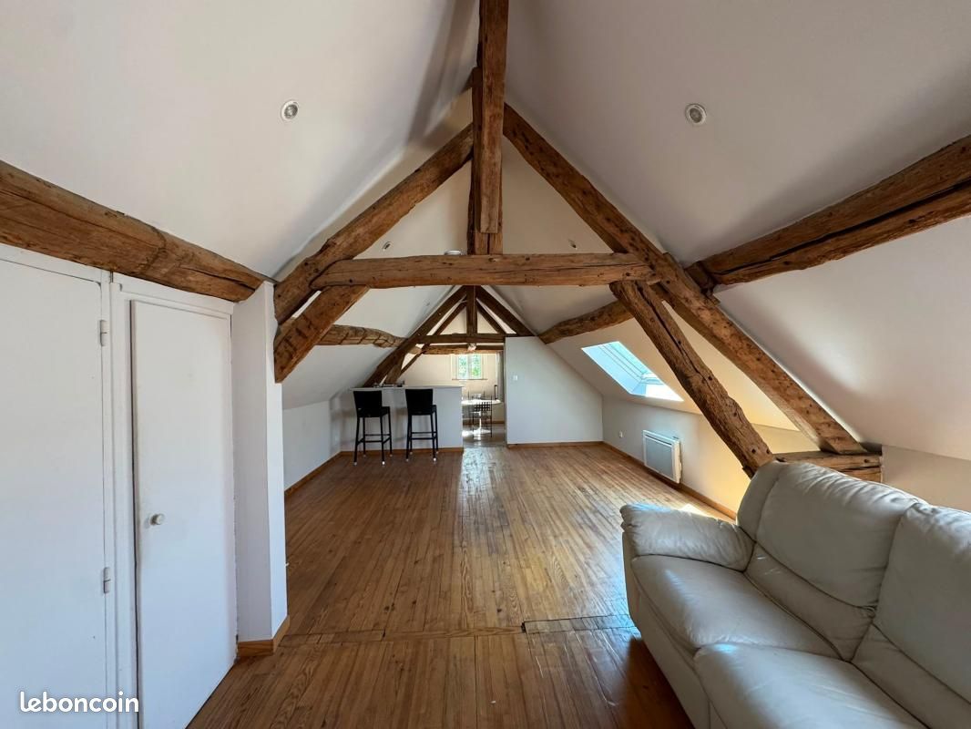 Appartement 1 pièce 42 m² · à Saint-André-de-l'Eure · 42 m² · 550 €