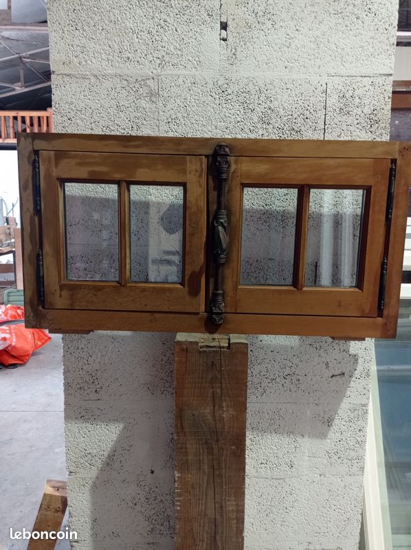 106 x 54 fenêtre bois DV (image 2)