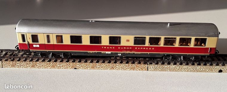Wagon Märklin HO 4140 Fourgon Baggage Postal DB (occasion Très Bon état)