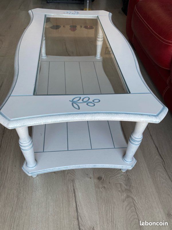Table basse blanche (image 2)
