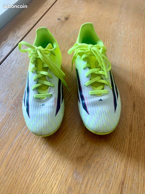 Crampons Adidas enfant (image 3)
