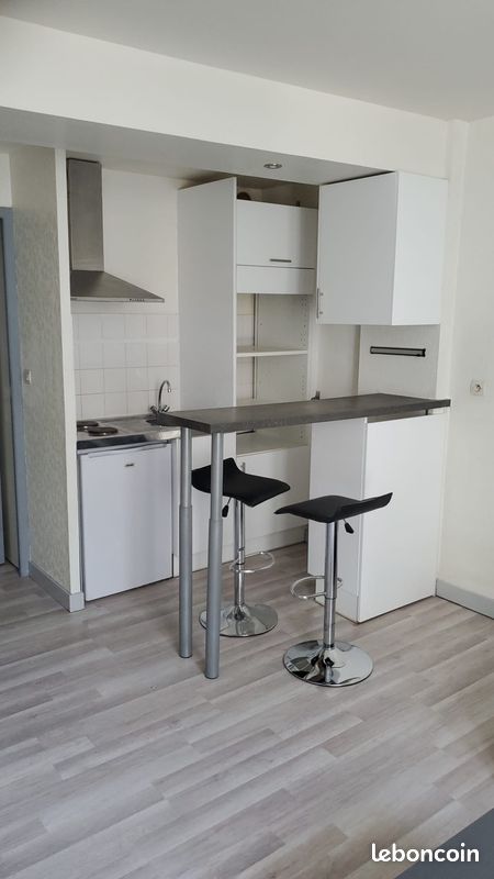 Appartement 1 pièce 21 m² · à Angers · 21 m² · 450 €