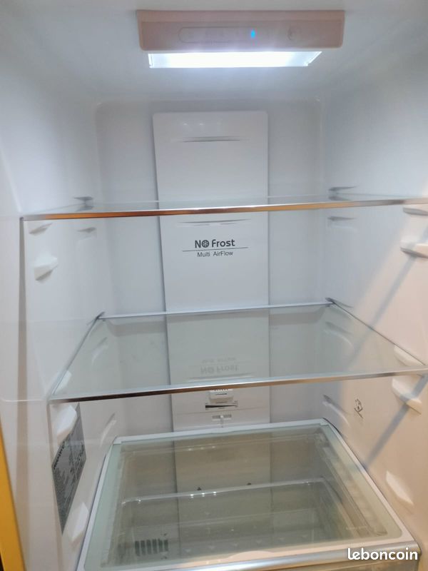 Frigo Boulanger – Très bon état – Acheté en 2024 (image 1)