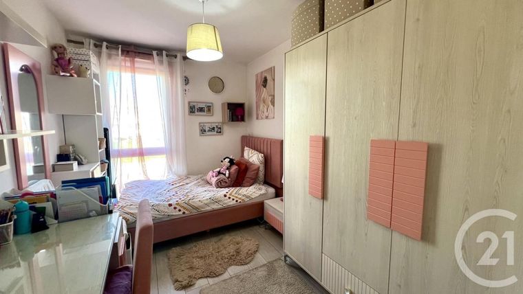Appartement a louer pontoise - 4 pièce(s) - 83 m2 - Surfyn