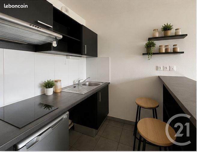 Studio 1 pièce 27 m² (image 4)