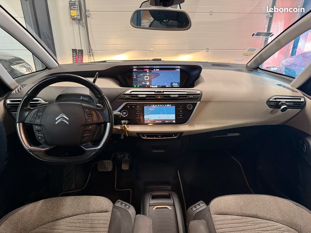 Citroën C4 SPACETOURER Feel / VEHICULE FRANCAIS (image 14)
