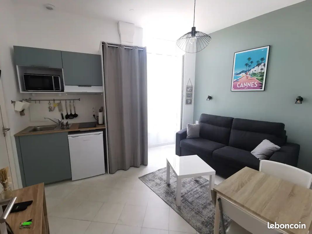 Studio moderne au coeur de Cannes (image 2)