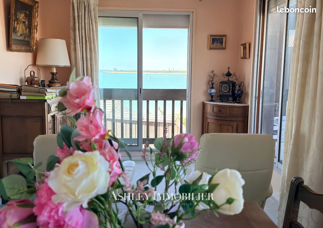 Appartement 4 pièces 138 m² · à La Rochelle · 138 m² · 840 000 €