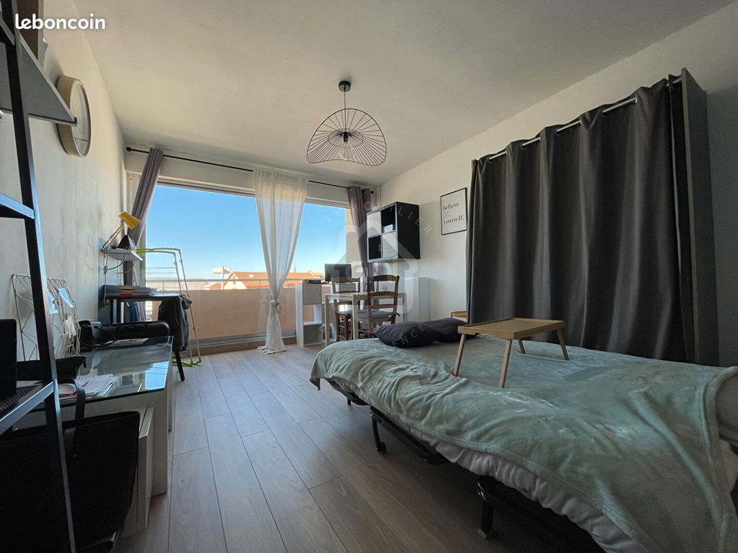 Appartement 1 pièce 22 m² · à Nîmes · 22 m² · 447 €