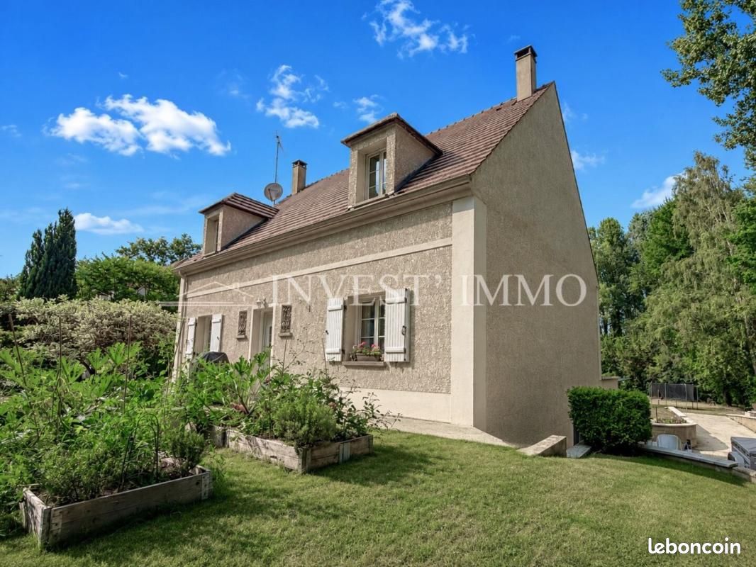 Maison 6 pièces 150 m² à Rosoy