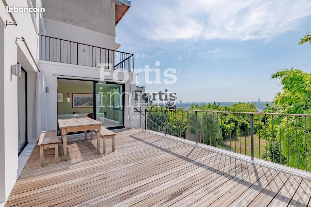 Maison 10 pièces 328 m² · à Suresnes · 328 m² · 2 295 000 €