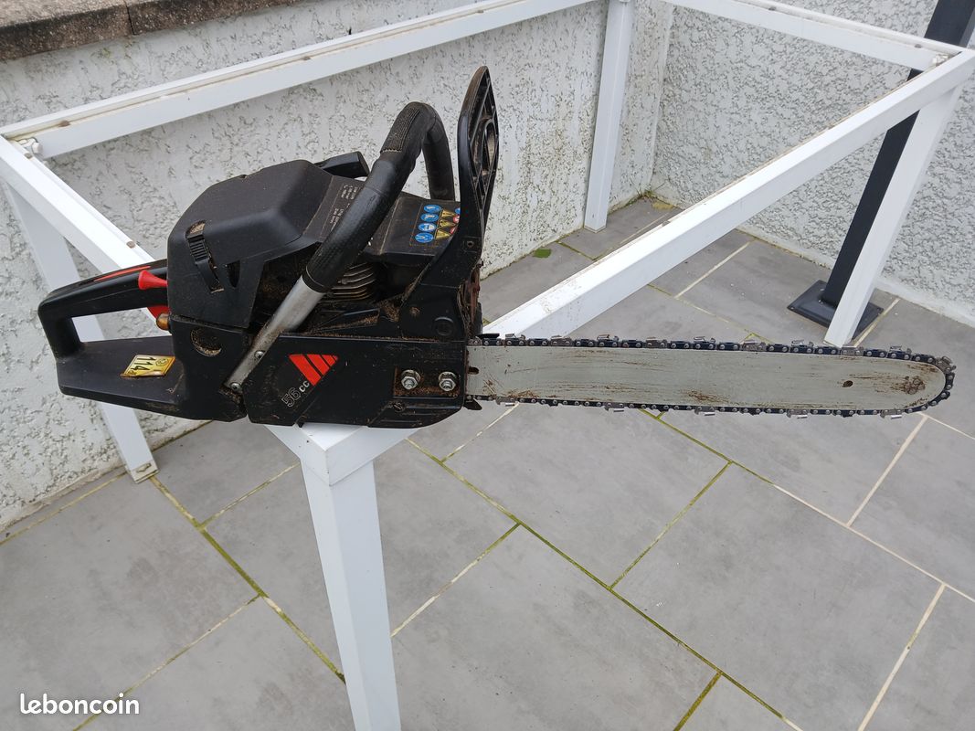 Tronconneuse thermique (image 1)
