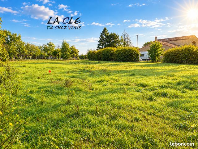 Terrain 1018 m² · à Liez · 1 018 m² · 24 000 €