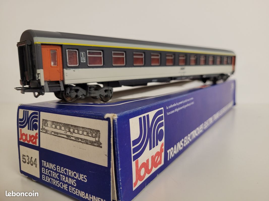 Voiture SNCF Corail A4B6 Mixte – Jouef HO 1/87 Réf 5362 – Comme Neuve