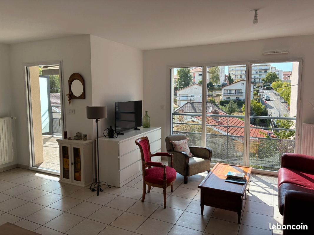Appartement 4 pièces 77 m² · à Villars · 77 m² · 220 000 €