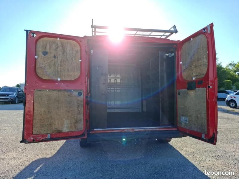 Peugeot Boxer Fg 333 L1H1 2.2 BlueHDi S&S 120ch Pro (image 5)