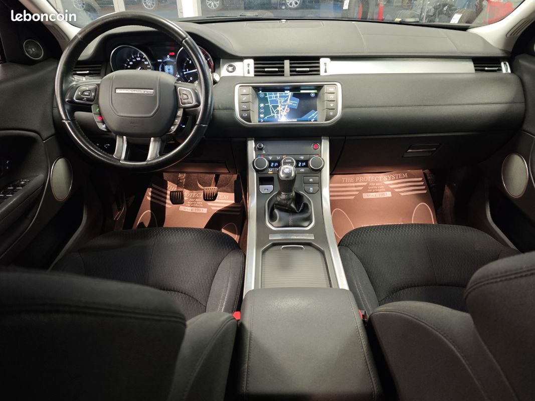 Range rover evoque 2.0 d4d 150 gps bluetooth to pano full année 2017 (image 2)