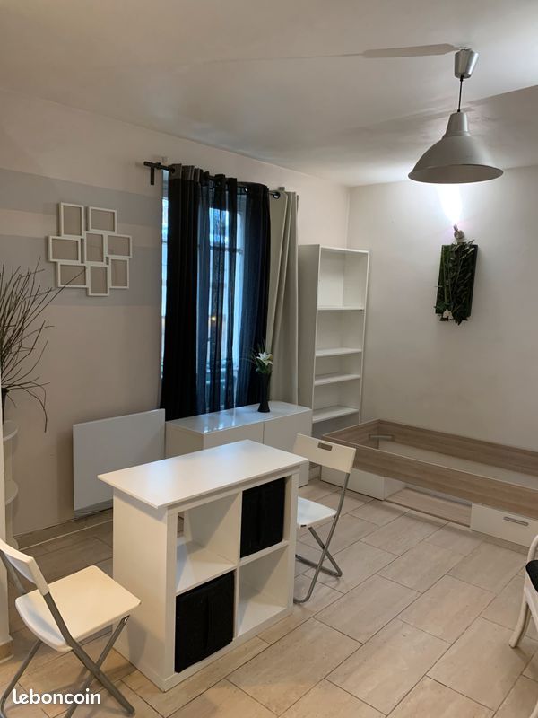 Appartement a louer saint-cyr-l'ecole - 1 pièce(s) - 25 m2 - Surfyn