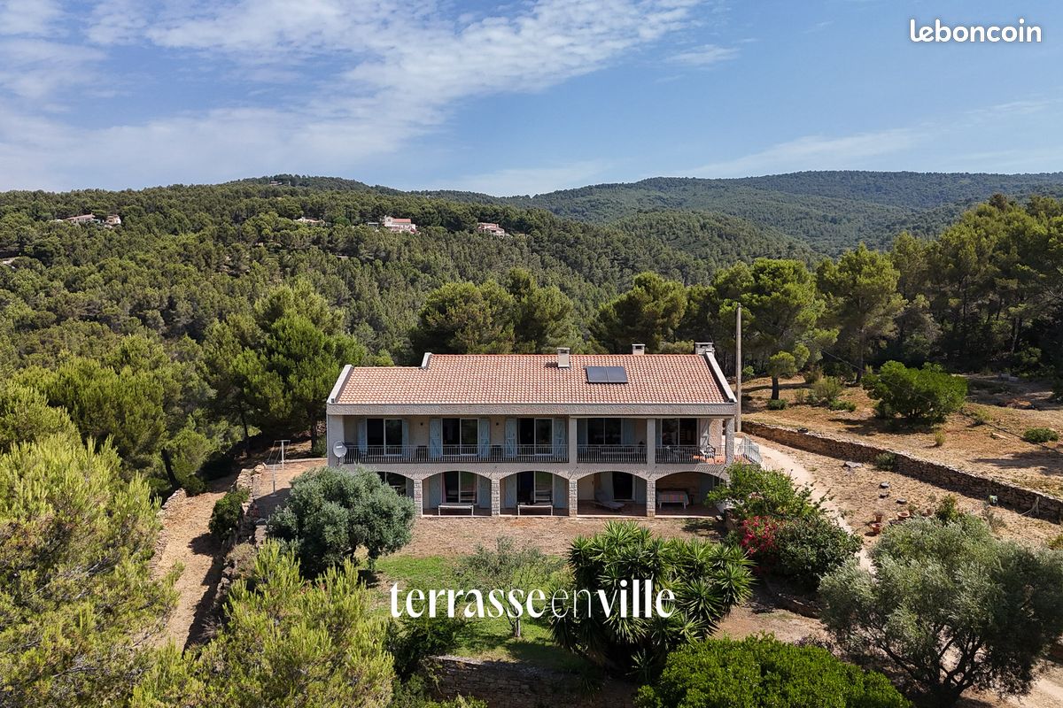Maison 6 pièces 270 m² · à La Ciotat · 270 m² · 1 655 000 €