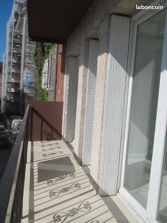 Appartement 2 pièces 63 m² · à Caussade · 63 m² · 470 €