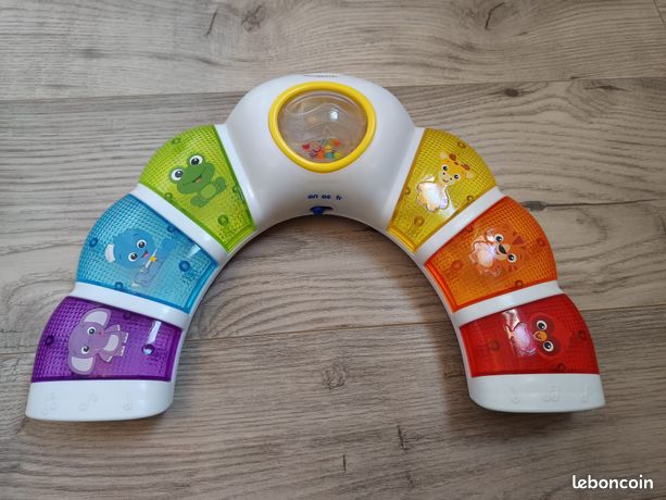 Jouet Musical Piano- Glow & Discover- Jouet d'activités avec Lumieres, Musique & Hochet, 3 Modes - Multilingue- Jeux d'éveil musicaux - Premiers jeux - Jeux d'éveil