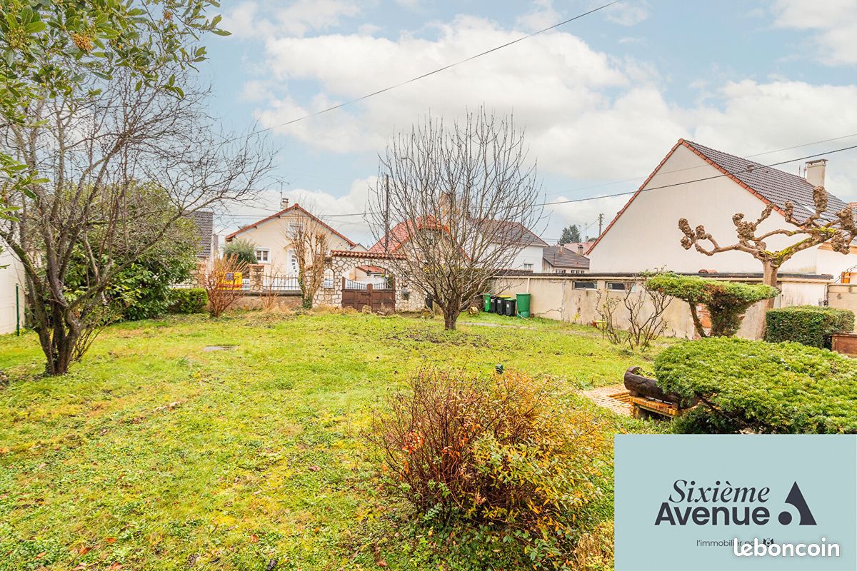 Maison 8 pièces 220 m² · à Savigny-sur-Orge · 220 m² · 450 000 €