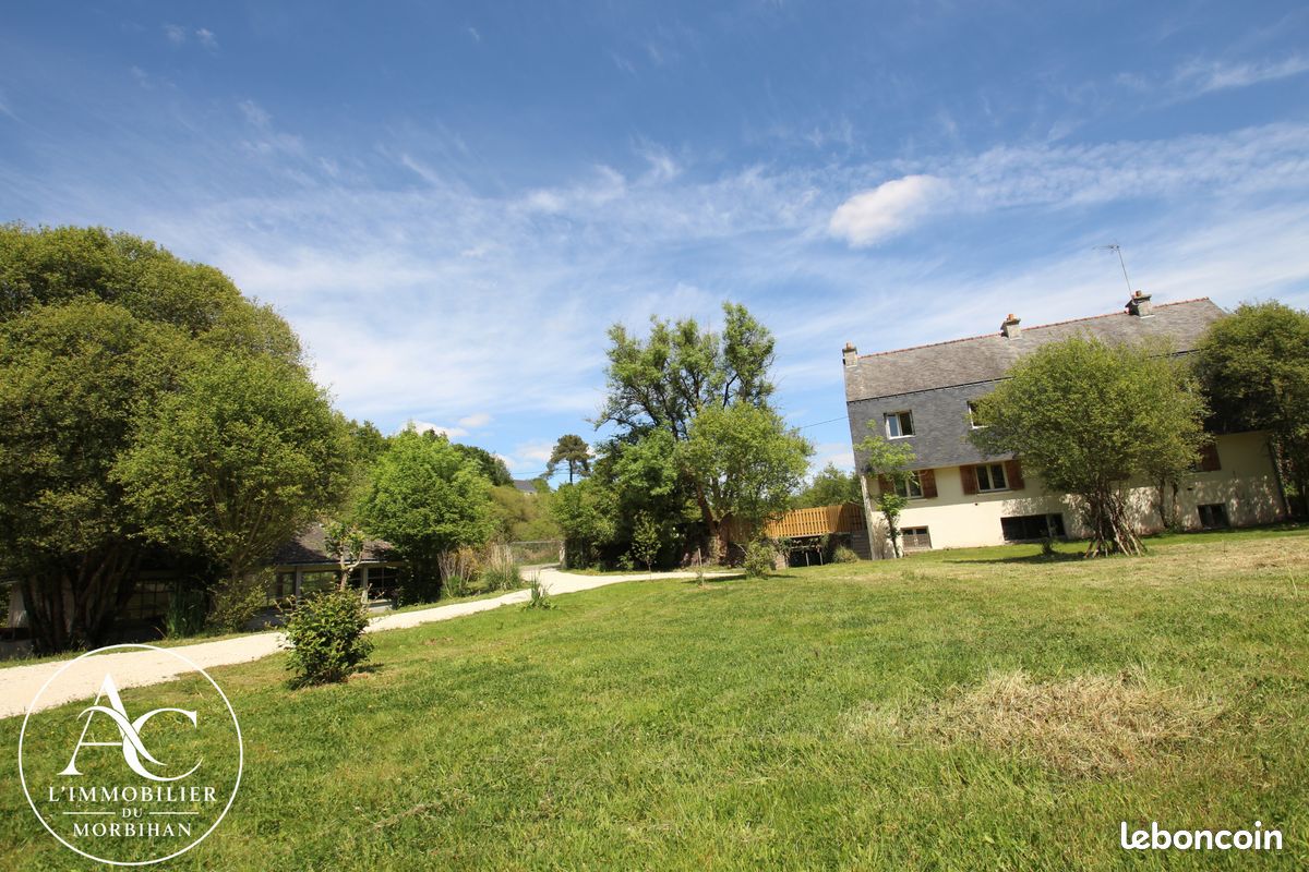 Maison 7 pièces 131 m² · à Saint-Avé · 131 m² · 199 000 €