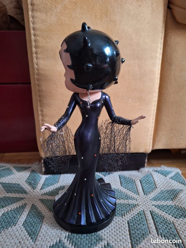 Betty Boop Classic Black Red Dress Figurine Shelf Sitter Rare 399098 NEW