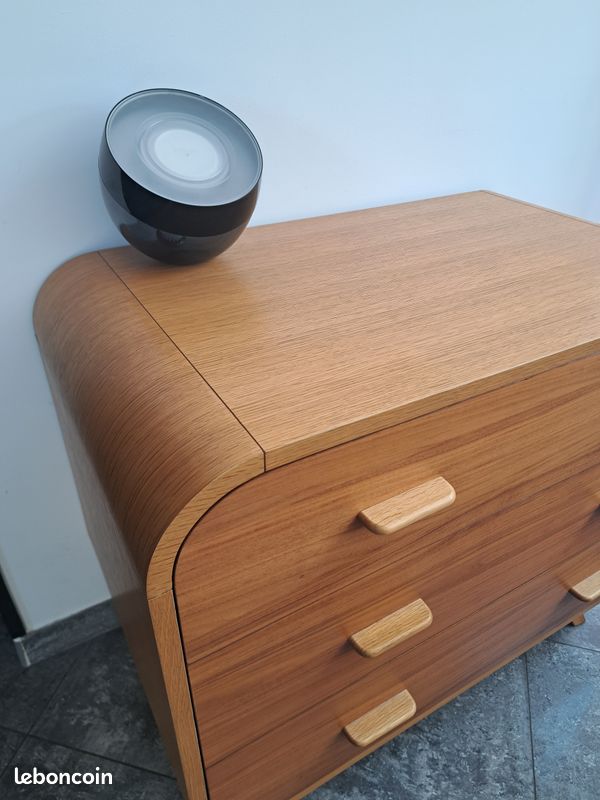 Commode en bois couleur claire (chêne et noyer) (image 4)