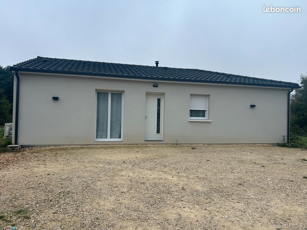 Maison 4 pièces 92 m² · à Saint-Front-de-Pradoux · 92 m² · 200 000 €
