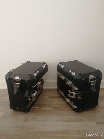 2valiseslatéralesBMWGS1200et1250+serrures