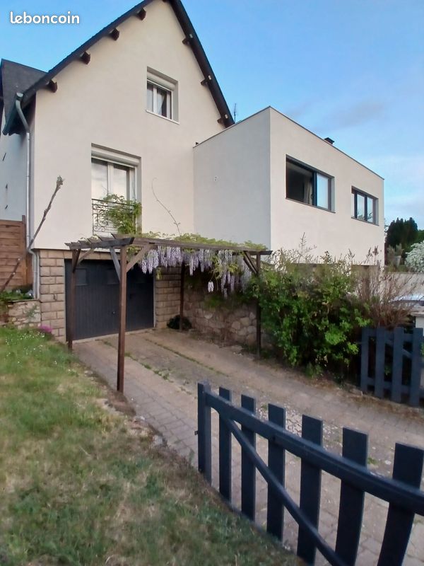 Maison 7 pièces 210 m² · à Neuvic · 210 m² · 320 000 €