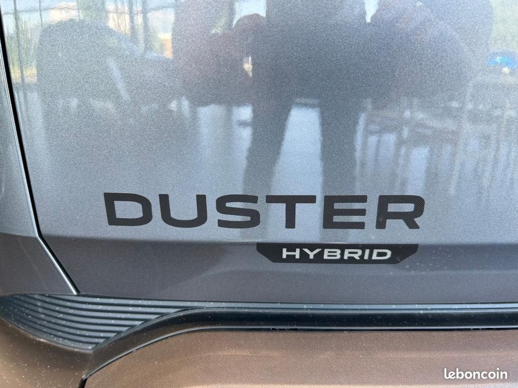 Dacia Duster Hybrid 155 Journey (image 8)
