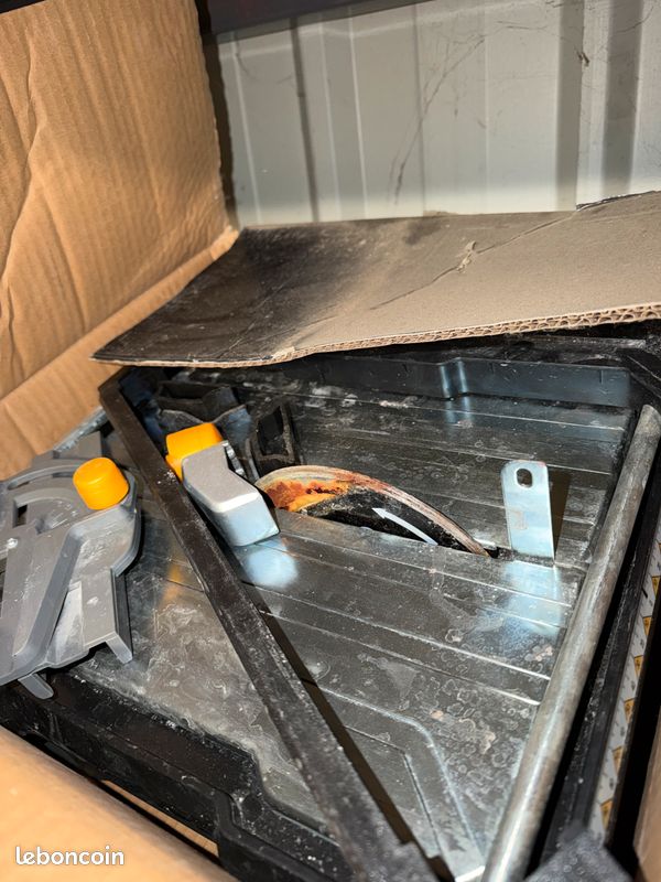 Coupe carreaux 650W (image 2)