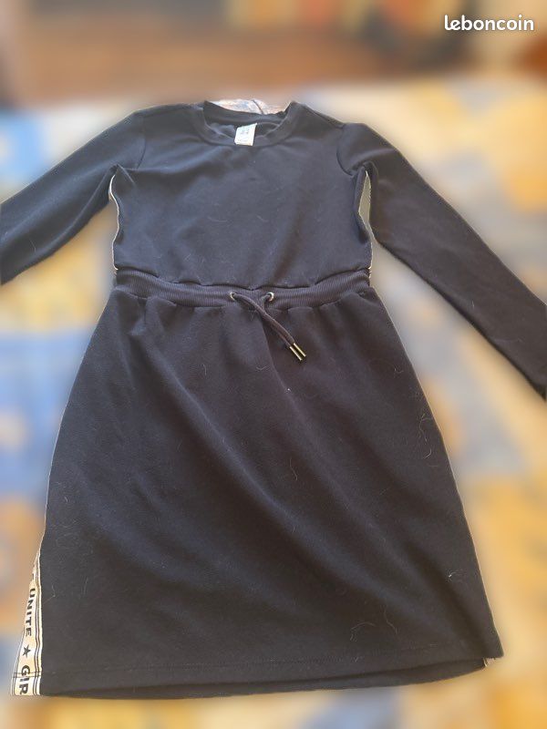 Robe noir (image 1)