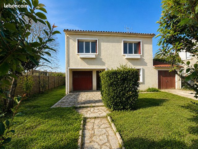 Maison 6 pièces 100 m² · à Angoulême · 100 m² · 112 000 €
