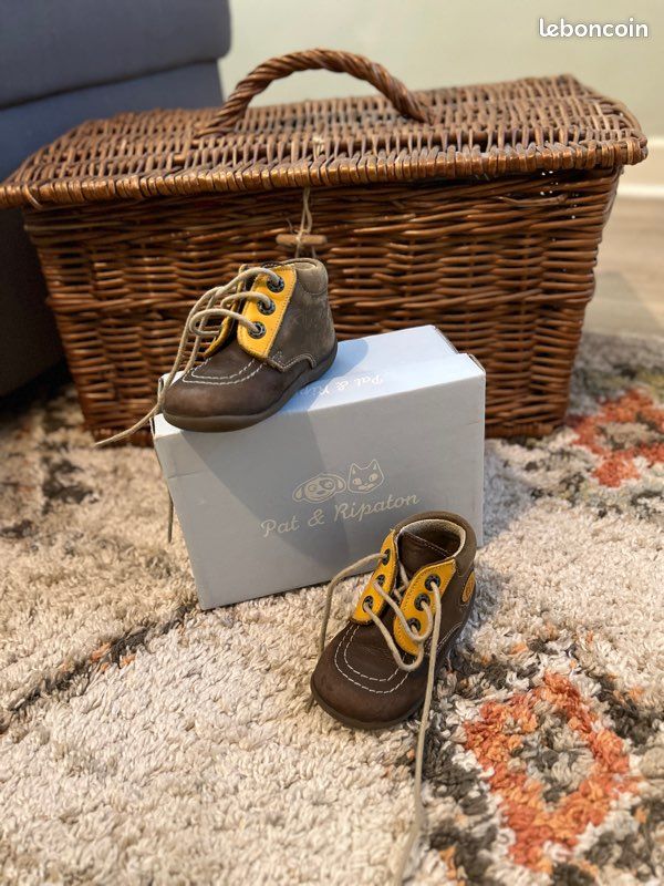Chaussures bébé Pat et Ripaton pointure 21 Chaussures