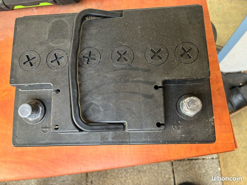 Batterie de voiture 12V (image 2)