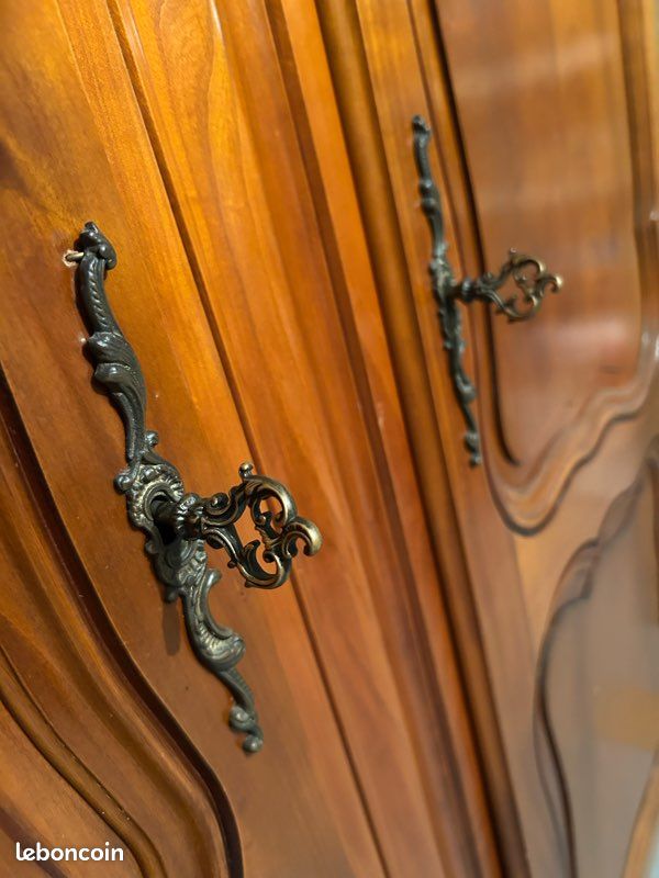 Armoire de style Louis XV en bois massif - Label NF Qualité 1973 (image 3)