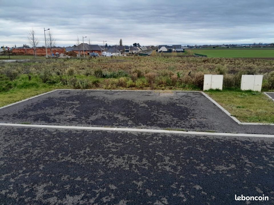 Terrain 553 m² Roye · 33 995 €